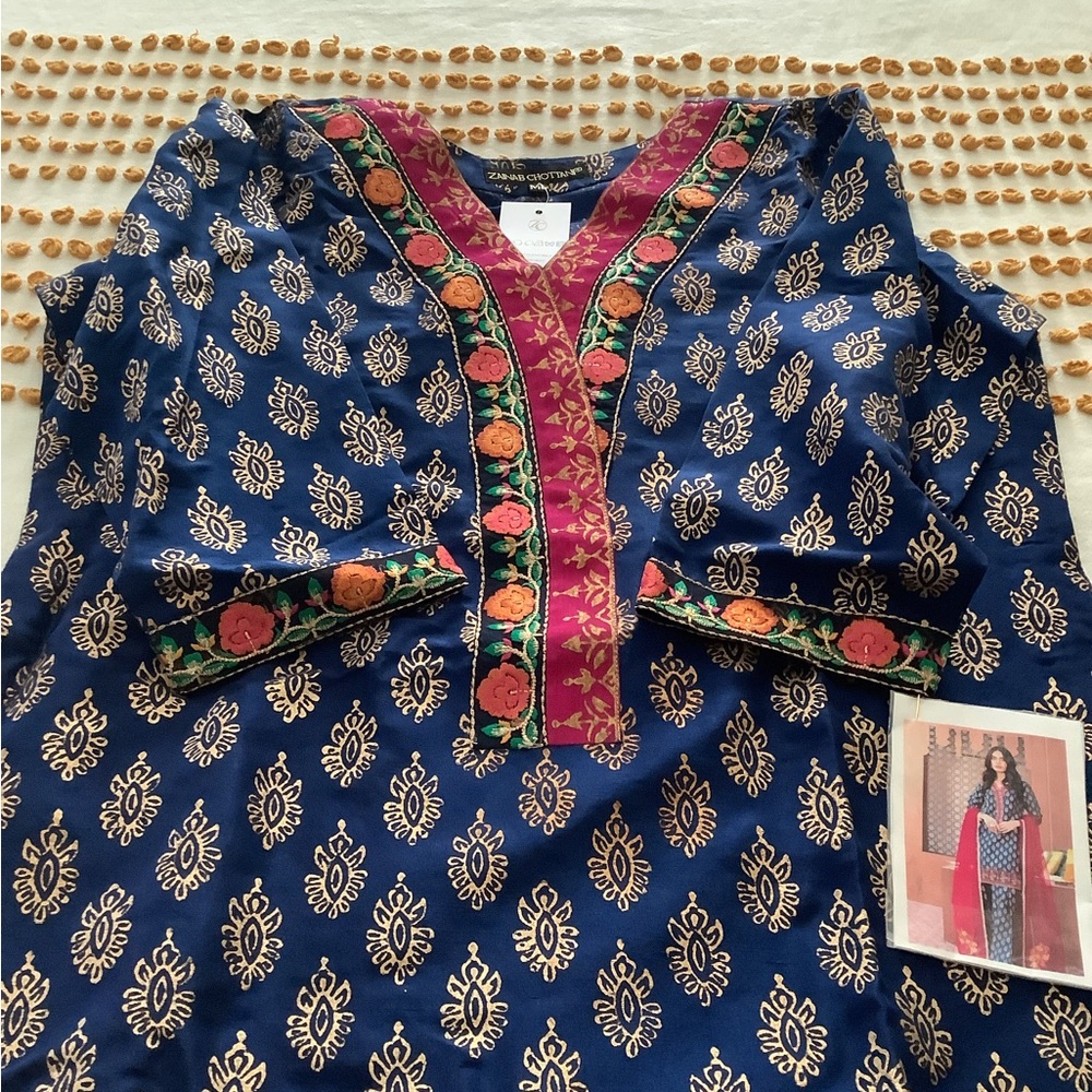 Navy & Fuchsia Embroidered Wedding Salwar Kameez Set - Picture 14 of 14